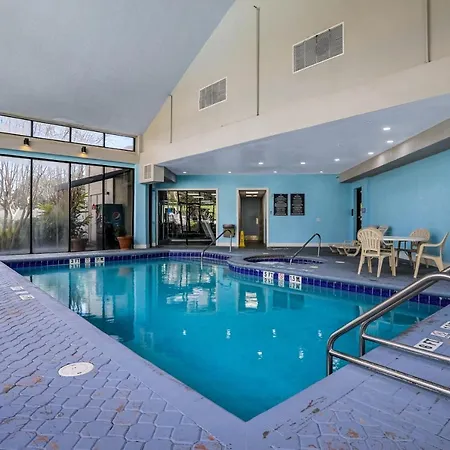 Vibrant Waters, Unit #3604 Apartment